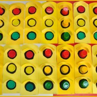 okul öncesınde kağit işler, duvar süsü ,davetiye kartları ,suluboya  çalişması (5490)