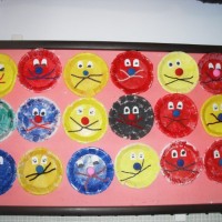 okul öncesınde kağit işler, duvar süsü ,davetiye kartları ,suluboya  çalişması (5502)