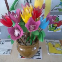 okul öncesınde kağit işler, duvar süsü ,davetiye kartları ,suluboya  çalişması (5521)