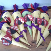 okul öncesınde kağit işler, duvar süsü ,davetiye kartları ,suluboya  çalişması (5542)