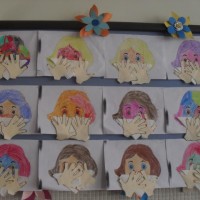 okul öncesınde kağit işler, duvar süsü ,davetiye kartları ,suluboya  çalişması (5553)