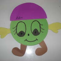 okul öncesınde kağit işler, duvar süsü ,davetiye kartları ,suluboya  çalişması (5696)