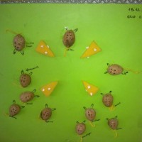 okul öncesınde kağit işler, duvar süsü ,davetiye kartları ,suluboya  çalişması (5763)