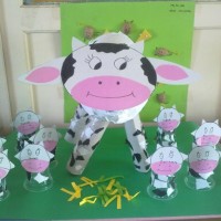 okul öncesınde kağit işler, duvar süsü ,davetiye kartları ,suluboya  çalişması (5774)