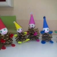 okul öncesınde kağit işler, duvar süsü ,davetiye kartları ,suluboya  çalişması (5798)