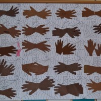 okul öncesınde kağit işler, duvar süsü ,davetiye kartları ,suluboya  çalişması (5822)