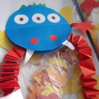 okul öncesınde kağit işler, duvar süsü ,davetiye kartları ,suluboya  çalişması (5833)