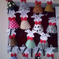 okul öncesınde kağit işler, duvar süsü ,davetiye kartları ,suluboya  çalişması (5928)