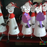 okul öncesınde kağit işler, duvar süsü ,davetiye kartları ,suluboya  çalişması (5930)