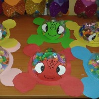 okul öncesınde kağit işler, duvar süsü ,davetiye kartları ,suluboya  çalişması (5979)