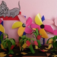 okul öncesınde kağit işler, duvar süsü ,davetiye kartları ,suluboya  çalişması (5991)