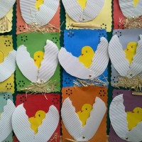 okul öncesınde kağit işler, duvar süsü ,davetiye kartları ,suluboya  çalişması (6033)