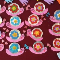 okul öncesınde kağit işler, duvar süsü ,davetiye kartları ,suluboya  çalişması (6065)