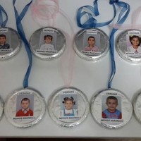 okul öncesınde kağit işler, duvar süsü ,davetiye kartları ,suluboya  çalişması (6108)