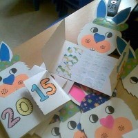 okul öncesınde kağit işler, duvar süsü ,davetiye kartları ,suluboya  çalişması (6114)