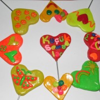 okul öncesınde kağit işler, duvar süsü ,davetiye kartları ,suluboya  çalişması (6145)