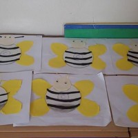 okul öncesınde kağit işler, duvar süsü ,davetiye kartları ,suluboya  çalişması (6188)