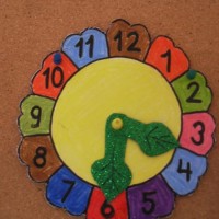 okul öncesınde kağit işler, duvar süsü ,davetiye kartları ,suluboya  çalişması (6196)