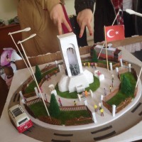 okul öncesınde kağit işler, duvar süsü ,davetiye kartları ,suluboya  çalişması (6262)