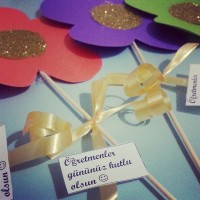 okul öncesınde kağit işler, duvar süsü ,davetiye kartları ,suluboya  çalişması (6373)