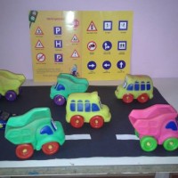 okul öncesınde kağit işler, duvar süsü ,davetiye kartları ,suluboya  çalişması (6400)