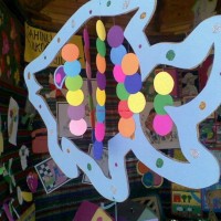 okul öncesınde kağit işler, duvar süsü ,davetiye kartları ,suluboya  çalişması (6410)