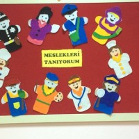 okul öncesınde kağit işler, duvar süsü ,davetiye kartları ,suluboya  çalişması (6519)