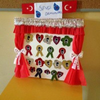 okul öncesınde kağit işler, duvar süsü ,davetiye kartları ,suluboya  çalişması (6625)