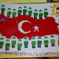 okul öncesınde kağit işler, duvar süsü ,davetiye kartları ,suluboya  çalişması (6669)