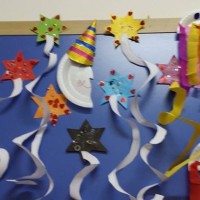 okul öncesınde kağit işler, duvar süsü ,davetiye kartları ,suluboya  çalişması (6796)