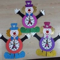 okul öncesınde kağit işler, duvar süsü ,davetiye kartları ,suluboya  çalişması (6828)