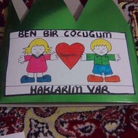 okul öncesınde kağit işler, duvar süsü ,davetiye kartları ,suluboya  çalişması (6898)