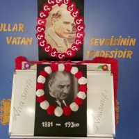 okul öncesınde kağit işler, duvar süsü ,davetiye kartları ,suluboya  çalişması (6986)