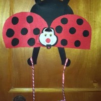 okul öncesınde kağit işler, duvar süsü ,davetiye kartları ,suluboya  çalişması (7033)