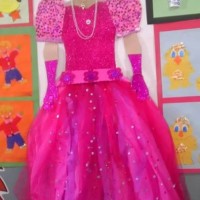 okul öncesınde kağit işler, duvar süsü ,davetiye kartları ,suluboya  çalişması (7042)