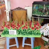 okul öncesınde kağit işler, duvar süsü ,davetiye kartları ,suluboya  çalişması (7070)