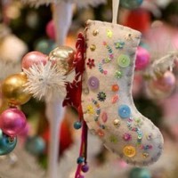 sanat etkınlığı ,boyama çalişması ,artık materyal (210)