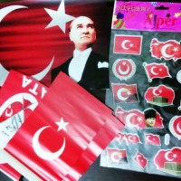 sanat etkınlığı ,boyama çalişması ,artık materyal (503)