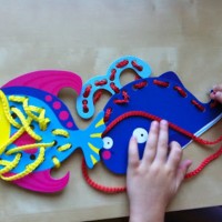 sanat etkınlığı ,boyama çalişması ,artık materyal (508)