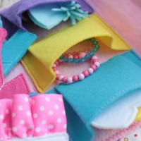 sanat etkınlığı ,boyama çalişması ,artık materyal (584)