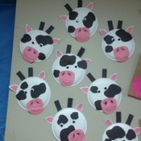 Artık Materyaller,Proje Çalişması, Sınıf Süsleme ,Kapı Süsü, Sayı Birleştirme,Arı Çalişması ,Balık  ,Kuş ,Baykuş,Maymun ,Kurbağa  Çalişması(1341)