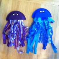 Artık Materyaller,Proje Çalişması, Sınıf Süsleme ,Kapı Süsü, Sayı Birleştirme,Arı Çalişması ,Balık  ,Kuş ,Baykuş,Maymun ,Kurbağa  Çalişması(1957)