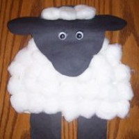 Artık Materyaller,Proje Çalişması, Sınıf Süsleme ,Kapı Süsü, Sayı Birleştirme,Arı Çalişması ,Balık  ,Kuş ,Baykuş,Maymun ,Kurbağa  Çalişması(2078)