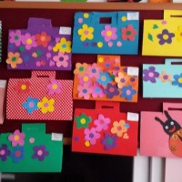 okul öncesinde boyma çalişması ve sanat etkinliği  (240)