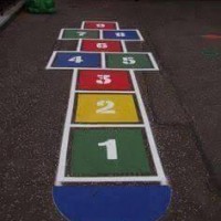 okul öncesinde boyma çalişması ve sanat etkinliği  (421)