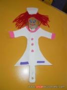 wooden-spoon-nurse-craft-225x300